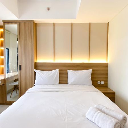 Homey And Warm Studio Room Pollux Chadstone Apartment By Travelio Cikarang Luaran gambar